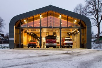 I hasičská stanice (v Cholupicích) může být krásná