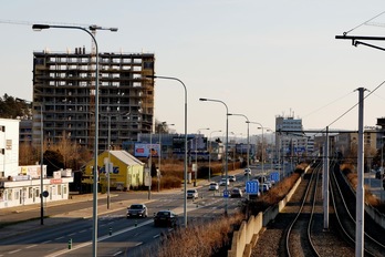 Dostupné bydlení? ODS, ANO a TOP09 říkají: ne, raději komerci