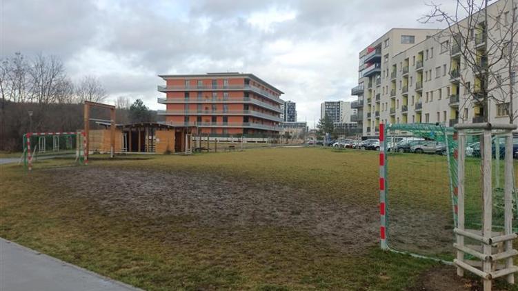 Nerušte dětem plácky na hraní